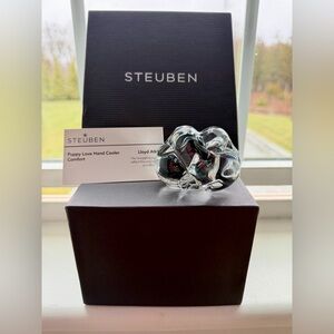 Like New! Steuben PUPPY LOVE HAND COOLER!